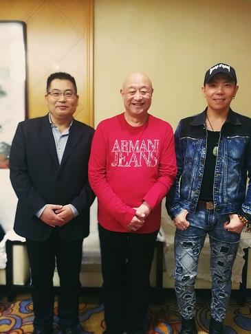 4.jpg 歌手聂琳峰明星孝公益行 <wbr>呼吁关爱孤寡老人