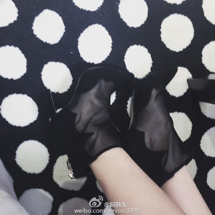 REVOLVEclothing - 阿眯头 - Amiholic REVOLVEclothing - 阿眯头 - Amiholic