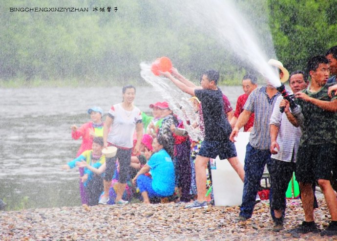炎炎夏日,林都伊春“湿”把身 炎炎夏日,林都伊春“湿”把身