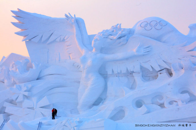 今冬,太阳岛上每天绽放绚丽的“雪舞间” 今冬,太阳岛上每天绽放绚丽的“雪舞间”