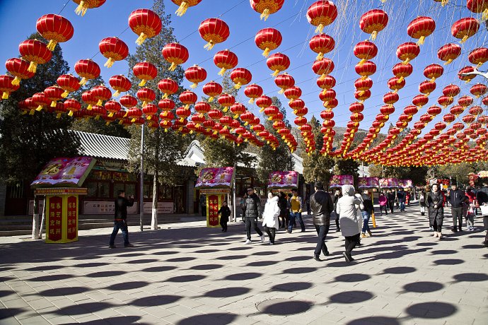 春节倒计时啦!八大处公园红红火火备战庙会 春节倒计时啦!八大处公园红红火火备战庙会
