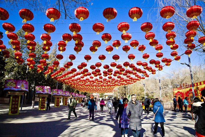 春节倒计时啦!八大处公园红红火火备战庙会 春节倒计时啦!八大处公园红红火火备战庙会