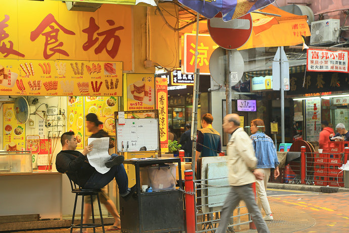 【香港】庙街夜市:最草根的原生态平民市场 【香港】庙街夜市:最草根的原生态平民市场