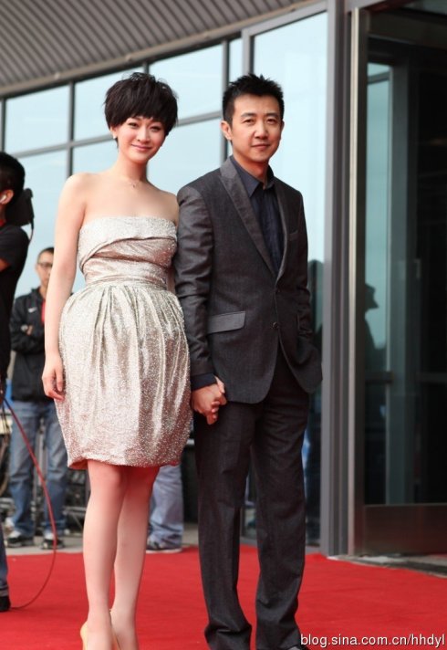 李小冉疑闪婚神秘老公身份及近照曝光(组图)