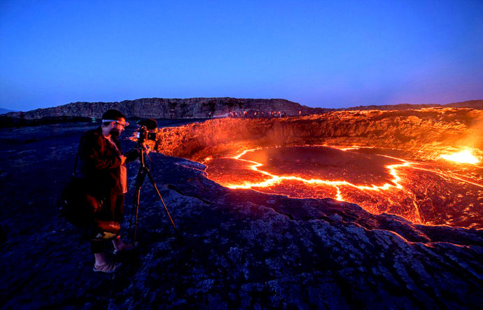 博客乱炖   火山喷发(volcanic eruption),地质学专业术语,是一种奇特