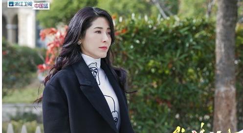 她是比章子怡还美的中戏金钗,作品刷屏却不红,给同学梅婷演配角 她是比章子怡还美的中戏金钗,作品刷屏却不红,给同学梅婷演配角