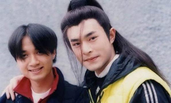 他从奶油小生变黝黑帅哥,不晒太阳就变白,让多少女星羡慕嫉妒 他从奶油小生变黝黑帅哥,不晒太阳就变白,让多少女星羡慕嫉妒
