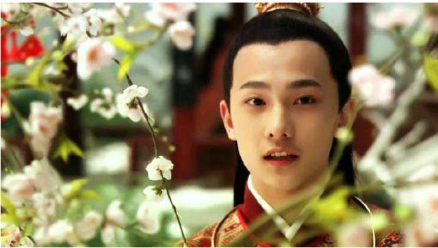 李易峰有代表作了,其余四大鲜肉男星杨洋吴亦凡鹿晗有了吗? 李易峰有代表作了,其余四大鲜肉男星杨洋吴亦凡鹿晗有了吗?
