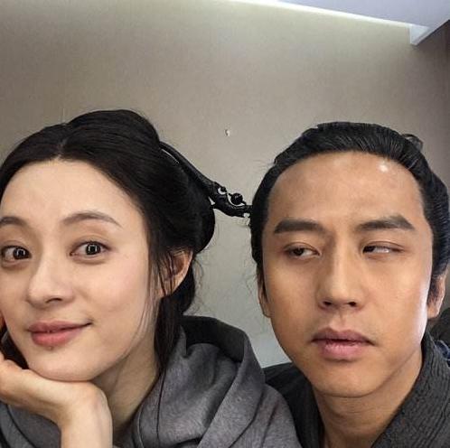 邓超在张艺谋电影《影》分饰两角难,孙俪和三个邓超纠缠也不容易 邓超在张艺谋电影《影》分饰两角难,孙俪和三个邓超纠缠也不容易