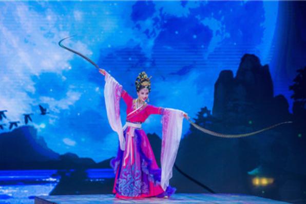 和杨幂一起演于正剧《宫》,嫁陈思诚后爆红,还跨界主持央视春晚 和杨幂一起演于正剧《宫》,嫁陈思诚后爆红,还跨界主持央视春晚