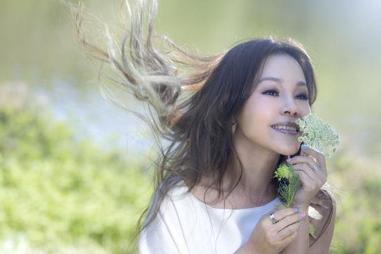 她在《歌手》和《我是歌手》唱五首歌翻红,情路坎坷半百传离婚 她在《歌手》和《我是歌手》唱五首歌翻红,情路坎坷半百传离婚