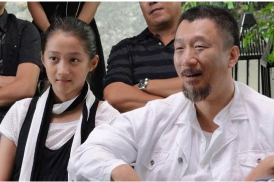 成年恋爱后演技下滑被嫌弃的关晓彤,在张艺谋新片中演技回归了! 成年恋爱后演技下滑被嫌弃的关晓彤,在张艺谋新片中演技回归了!