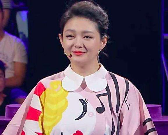42岁大S与同龄李湘合影,产后难瘦回去的两大名嘴如今都靠PS美着 42岁大S与同龄李湘合影,产后难瘦回去的两大名嘴如今都靠PS美着