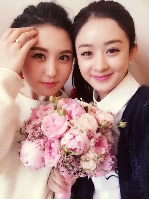 赵丽颖娱乐圈好闺蜜不止辣妈谢娜,还有这位当下很火的乐坛新秀 赵丽颖娱乐圈好闺蜜不止辣妈谢娜,还有这位当下很火的乐坛新秀