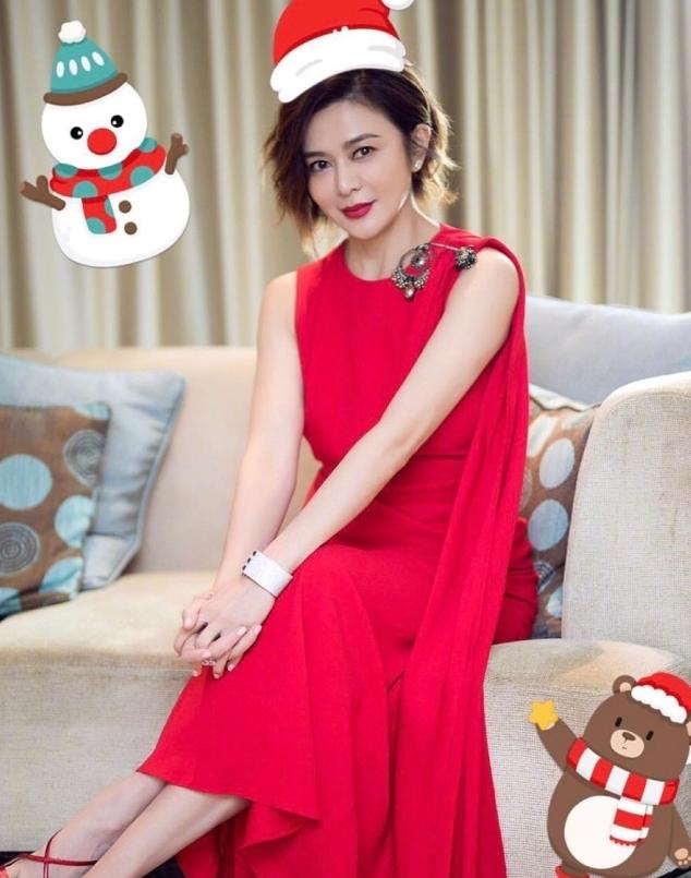 关之琳罕见晒童年照从小美到大,可惜几段婚姻无所出浪费美丽基因 关之琳罕见晒童年照从小美到大,可惜几段婚姻无所出浪费美丽基因