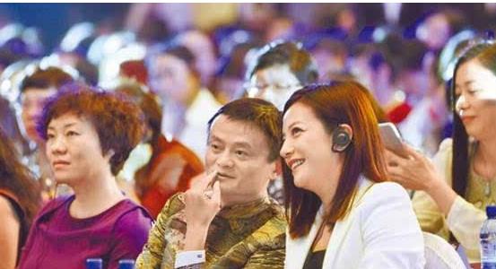 黄晓明赵薇等明星经商都赚得欢,他有天后王菲加持却落得人财两空 黄晓明赵薇等明星经商都赚得欢,他有天后王菲加持却落得人财两空