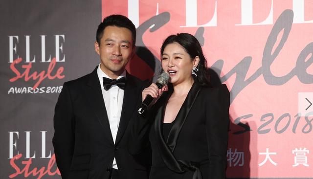 42岁大S长得越来越像婆婆张兰,脸比37岁汪小菲大一半 42岁大S长得越来越像婆婆张兰,脸比37岁汪小菲大一半