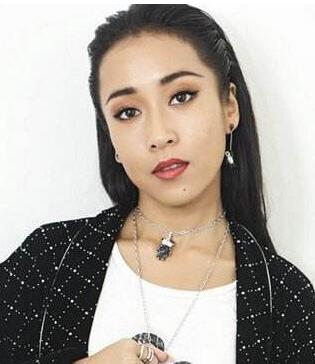 他从奶油小生变黝黑帅哥,不晒太阳就变白,让多少女星羡慕嫉妒 他从奶油小生变黝黑帅哥,不晒太阳就变白,让多少女星羡慕嫉妒