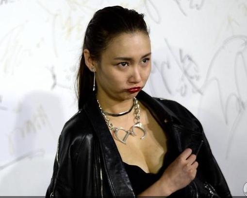 小张曼玉牛萌萌淡出多年复出比张曼玉还老 她曾是当红小张曼玉,被张国立儿子抛弃淡出,32比张曼玉还老丑