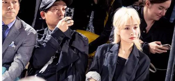 谢娜吴昕都进军时尚界,一个做设计师,一个靠颜值身材游走时装周 谢娜吴昕都进军时尚界,一个做设计师,一个靠颜值身材游走时装周