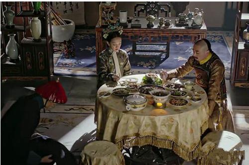 《如懿传》凌云彻失恋、娶母老虎、当太监好悲惨,都拜这两人所赐 《如懿传》凌云彻失恋、娶母老虎、当太监好悲惨,都拜这两人所赐