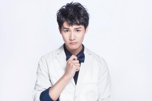他演过赵丽颖弟弟、杨洋室友、刘诗诗守护者,《盛唐幻夜》演男一 他演过赵丽颖弟弟、杨洋室友、刘诗诗守护者,《盛唐幻夜》演男一