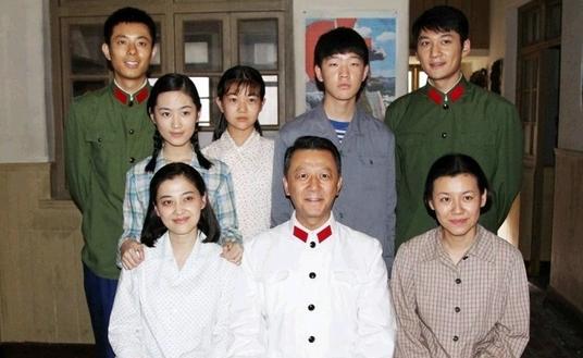 她在《父母爱情》中比关晓彤漂亮戏多,现在人美电视剧刷屏却不红 她在《父母爱情》中比关晓彤漂亮戏多,现在人美电视剧刷屏却不红