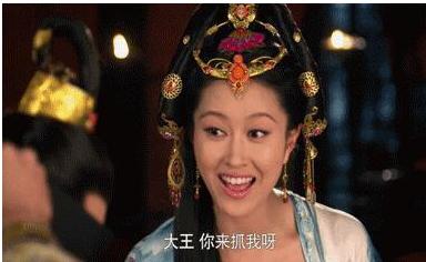 《芈月传》85后演员比孙俪嫩比妃子美却只能演玳瑁葵姑 《芈月传》又现怪像:葵姑玳瑁演员是85后比孙俪刘涛嫩比妃子美