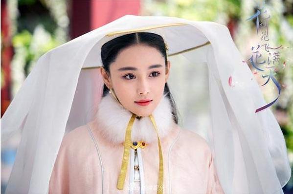 张馨予嫁比李晨更帅更嫩兵哥哥,看似赢了范冰冰,但也有两大隐忧 张馨予嫁比李晨更帅更嫩兵哥哥,看似赢了范冰冰,但也有两大隐忧
