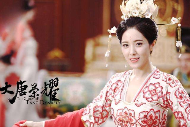 她是比章子怡还美的中戏金钗,作品刷屏却不红,给同学梅婷演配角 她是比章子怡还美的中戏金钗,作品刷屏却不红,给同学梅婷演配角