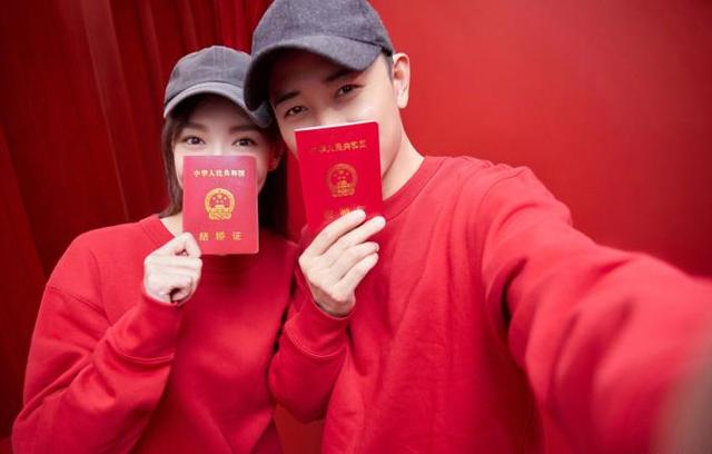王思聪一条微博互动量轻松破一千五百万,秒杀赵丽颖唐嫣官宣婚讯 王思聪一条微博互动量轻松破一千五百万,秒杀赵丽颖唐嫣官宣婚讯
