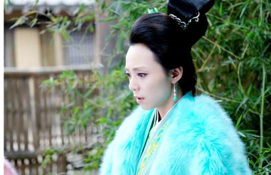《芈月传》85后演员比孙俪嫩比妃子美却只能演玳瑁葵姑 《芈月传》又现怪像:葵姑玳瑁演员是85后比孙俪刘涛嫩比妃子美
