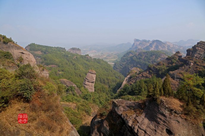 这就是冠豸山最著名的景点:生命之根!