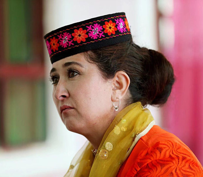 新疆各少数民族为什么爱戴小帽子? 新疆各少数民族为什么爱戴小帽子?