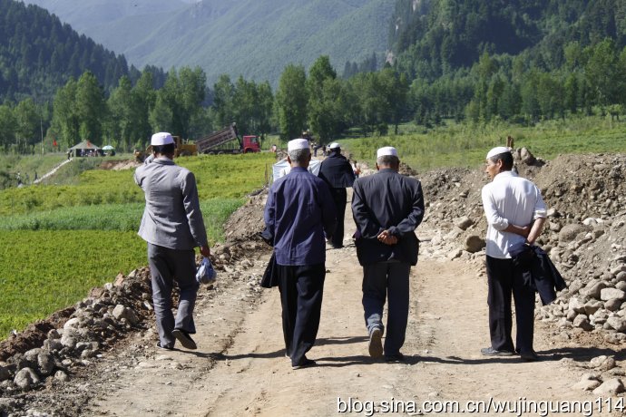 揭密:甘肃临夏回族自治州的浪山谩花儿(图) 揭密:甘肃临夏回族自治州的浪山谩花儿(图)