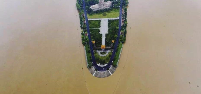 湖南博友:长沙水漫金山成泽国(图) 湖南博友:长沙水漫金山成泽国(图)