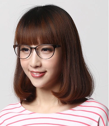 小脸型女生适合什么眼镜框?