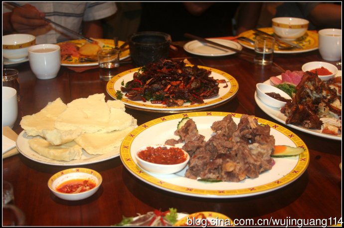 昆明不预定就吃不上的藏族特色餐(图)
