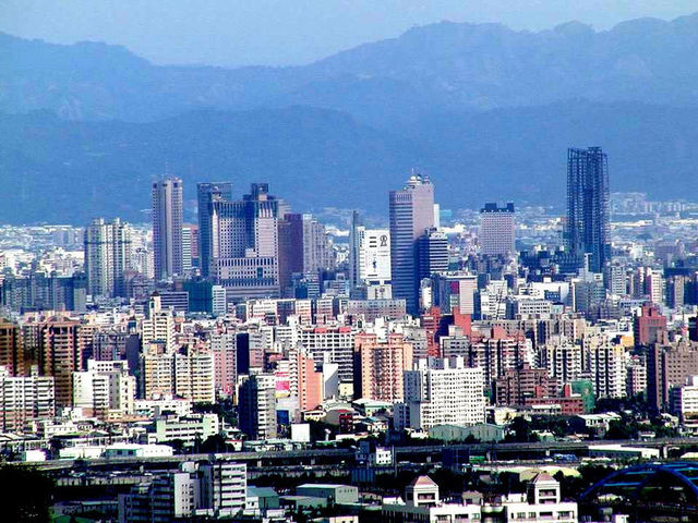 现在台湾有多少人口_台湾和香港各有多少人口 面积有多大